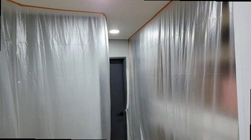 광진구 누수탐지 수도계량기 별침 움직임을 확인하는 모습