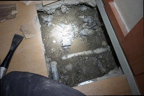 단원구 누수탐지 누수 원인 확인을 위한 열화상 카메라와 배관 압력 검사 장면