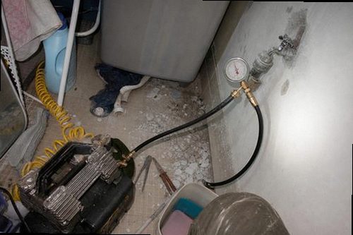 만안구 누수탐지 창틀 코킹 보수와 베란다 외벽 균열을 확인하는 마감 점검