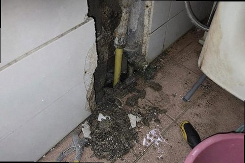병점구 누수탐지 수도계량기 별침과 보일러 배관을 확인하는 과정