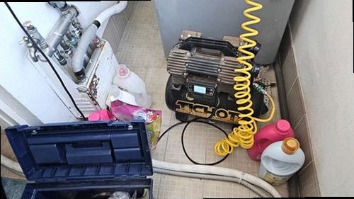서해구·검단구 누수탐지 베란다 천장 얼룩과 외벽 접점의 누수 흔적