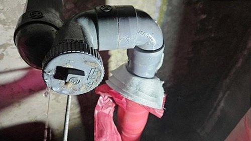 누수탐지 건물 인입 배관과 수도계량기 구조 도식