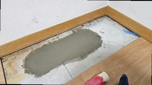 누수탐지 배관 누수와 방수층 누수의 발생 위치를 비교한 단면도